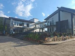 Thousand Island Lake Peninsula camp Hotel in Hangzhou