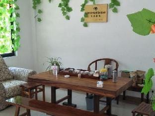 Hupan Shanzhuang Guesthouse Hotel in Hangzhou