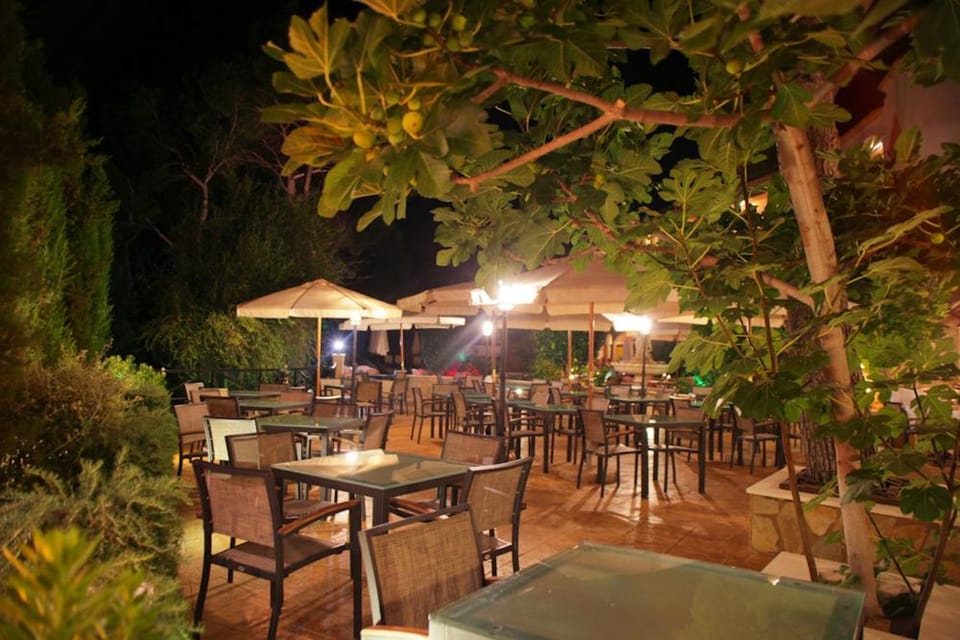 Bar/lounge
