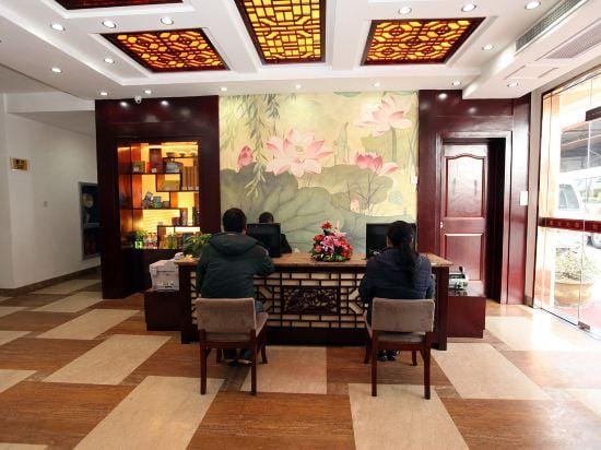 Putuoshan Peace Villa (Dacheng Temple) Hotel in Zhejiang