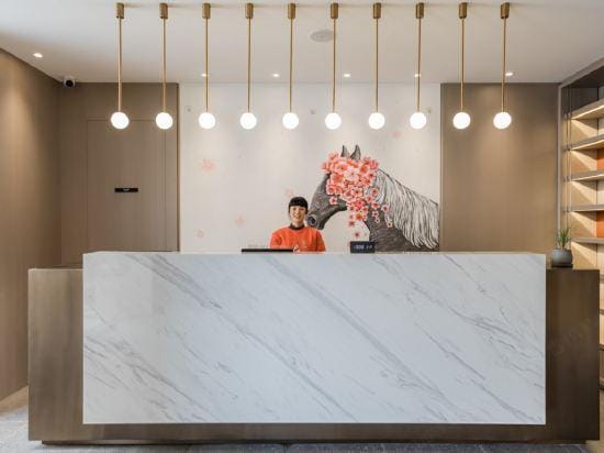 Manxi Hotel (Hangzhou Xiaoshan Airport Yipeng Subway Station) Hotel in Hangzhou