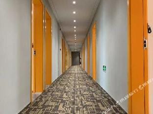 Pudding Yanxuan Hotel (Hangzhou Linping Subway Station Yintai Department Store) Hotel in Hangzhou
