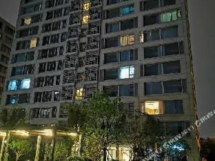 Hangzhou Zhaoyiju Serviced Apartment Hotel in Hangzhou