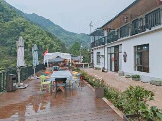 Hangzhou Nongfu Lu Homestay Hotel in Hangzhou