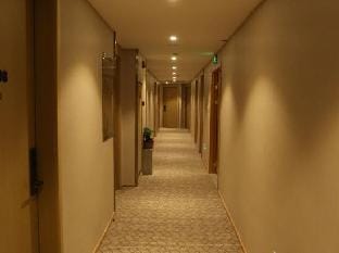 Yixuan Hotel (Hangzhou Sandun West Lake Science and Technology Park) Hotel in Hangzhou
