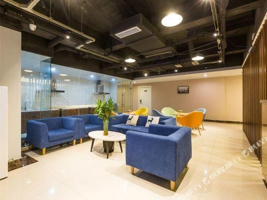 Yuejia Hotel (Zhejiang First Hospital Hangzhou West Railway Station) Hotel in Hangzhou