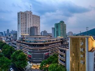 Heng 8 Chain Hotel (Hangzhou Linping Yintai Department Store) Hotel in Hangzhou