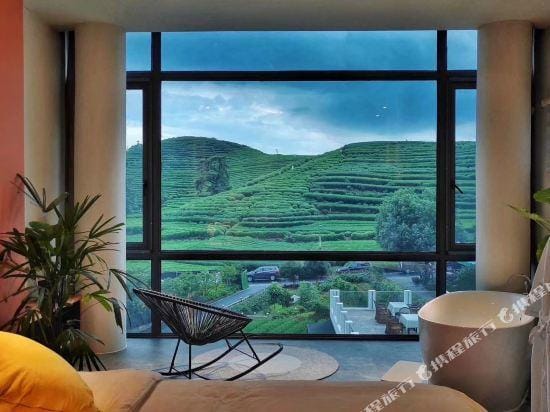 Meet B & B Hotel in Hangzhou