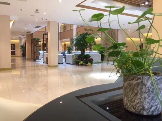 Lin'an Academic Exchange Center Hotel in Hangzhou