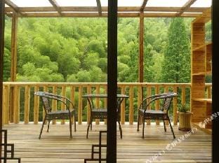 Stone House Hotel in Hangzhou