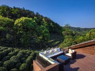 Lushmon Retreat Hotel in Hangzhou