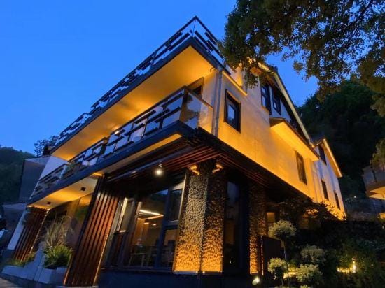 Wuta Xinshe (Hangzhou West Lake) Hotel in Hangzhou