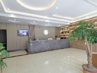 Qingman Light Luxury Hotel (Linping Qiosi Subway Station) Hotel in Hangzhou