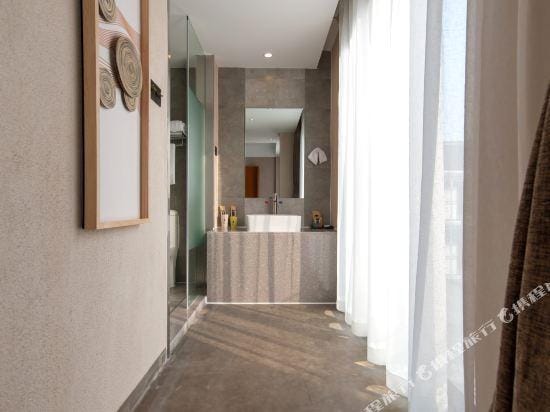 Hangzhou Yutang Homestay (Xihu Scenic Area Qingzhiwu) Hotel in Hangzhou