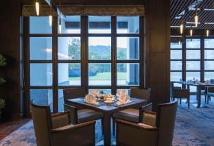 Deefly Yagu Resort Hotel in Hangzhou