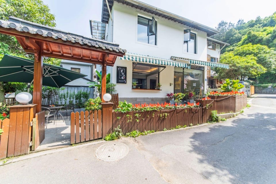 Suihe Homestay Hotel in Hangzhou