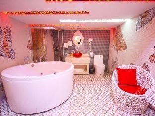 Love The Sea Boutique Hotel Hotel in Hangzhou