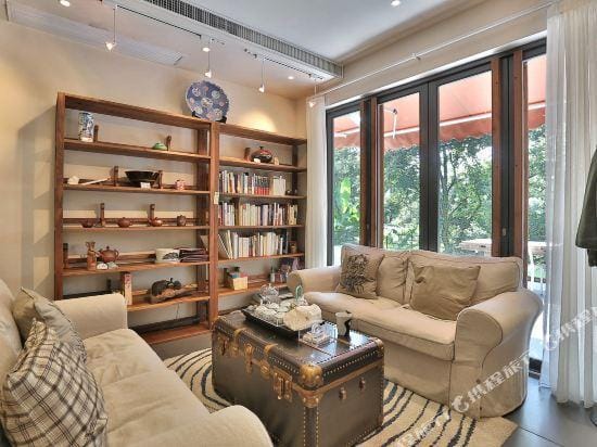 Nianhua Jingshe Guesthouse (West Lake Lingyin Store) Hotel in Hangzhou