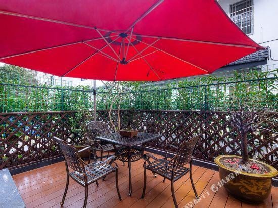 Qingyi Holiday Hostel Hotel in Hangzhou