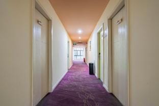 Heng 8 Chain Hotel (Xiaoshan Airport Yongsheng Road Subway Station) Hotel in Hangzhou