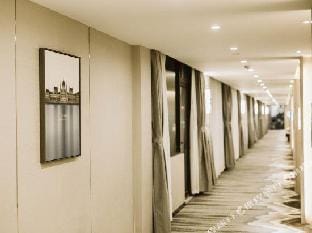 Qingmu Select Hotel （Zhenjiang Dantu South Station Baolong Plaza Store) Hotel in Jiangsu