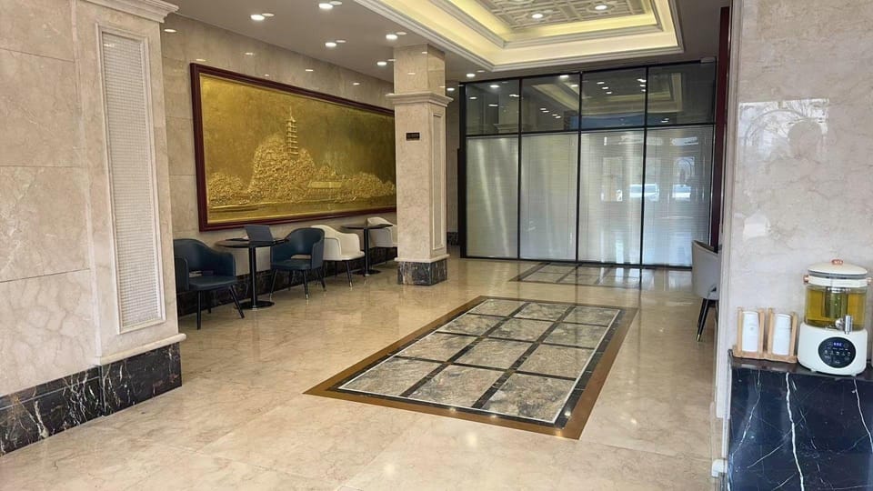Yayue Hotel (Zhenjiang Railway Station North Square Xijin Ferry Store) Hotel in Jiangsu