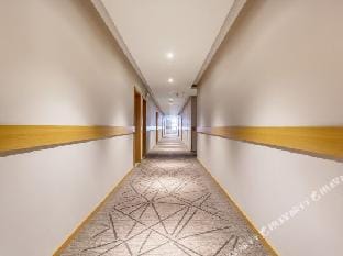 Shuwei Hotel (Yangzhou Railway Station Branch) Hotel in Jiangsu
