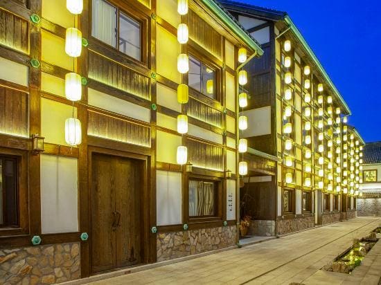 Yangzhou Tangcheng Shuiyun Resort Hotel Hotel in Jiangsu