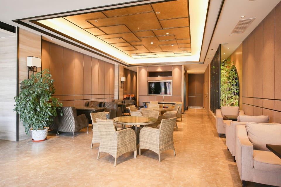 Yangzhou East High Speed Railway Station Fuxi Holiday Hotel Hotel in Jiangsu