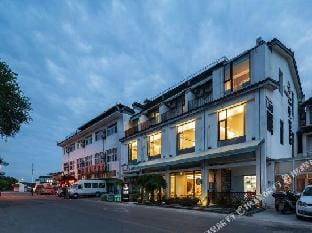 Suzhou Xishan egret waterfront Hostel Hotel in Suzhou