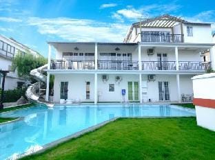 Wushi Jiayuan Farmhouse Hotel in Suzhou