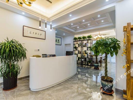 Golden LiYutu Inn Wuxi Hotel in Suzhou