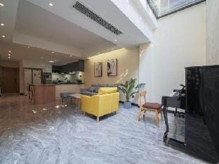 Wuxi Yinshan Lodge Hotel in Suzhou