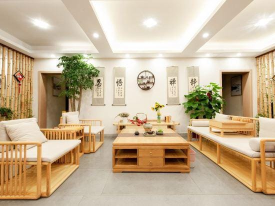 Wuxi Xianling Mountain Residence Chinese Inn (Lingshan Buddhist Scenic Spot Nianhua Bay) Hotel in Suzhou