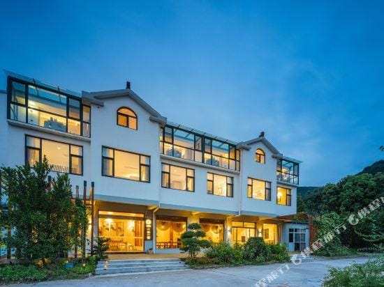 Floral·Wuxi one mountain one night B & B (flower shop in Lingshan Town) Hotel in Suzhou