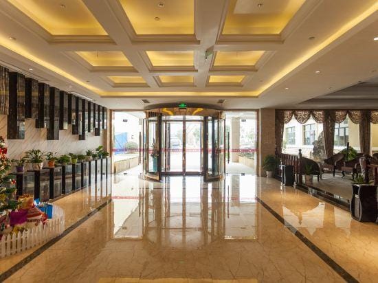 Wuxi Jinlanwan Garden Hotel (Lingshan Giant Buddha Nianhuawan Branch) Hotel in Suzhou