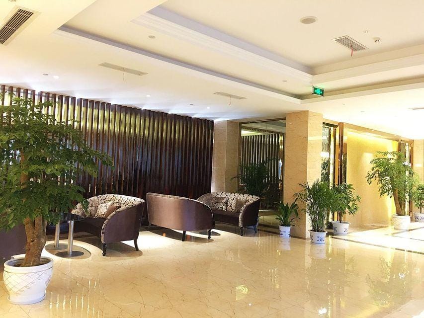 Wuxi Jinlanwan Garden Hotel (Lingshan Giant Buddha Nianhuawan Branch) Hotel in Suzhou