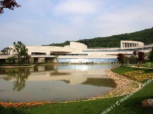 Wuxi Winter Levenbo Hotel Hotel in Suzhou
