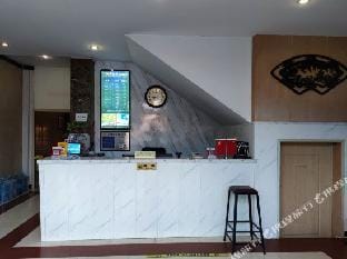 Meihu Business Hotel (Wuxi Minfeng Wuqiao Metro Station) Hotel in Suzhou