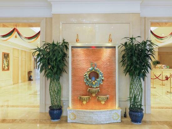 Vienna International Hotel (Nanjing Tangshan Hot Spring Resort) Hotel in Nanjing