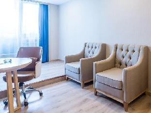 Vienna International Hotel (Nanjing South Railway Station South Square) Hotel in Nanjing