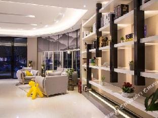 Rest Comfort  Hotel(Nanjing Chengxin Avenue Zhushan Road subway station store） Hotel in Nanjing