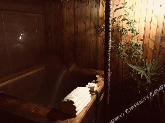Nanjing Tangshan Garden Hot Spring homestay Hotel in Nanjing