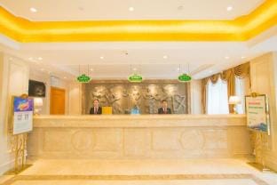 Vienna Hotel (Nanjing Mufushan Metro Station) Hotel in Nanjing