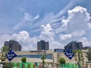 Nanjing Lumuli Business Hotel Apartment (Yuhua Living Room Tianlongsi Subway Station) Hotel in Nanjing