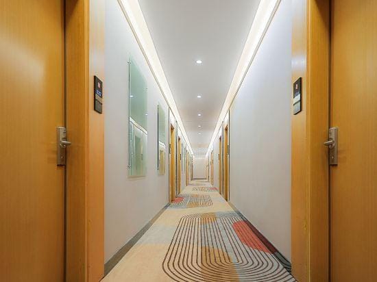 Shankee Hotel (Nanjing South Railway Station Shuanglong Avenue Subway Station) Hotel in Nanjing