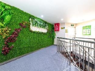 Hello Light Hotel (Nanjing South Railway Station North Square) Hotel in Nanjing