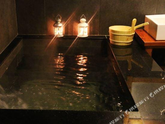 Zhuyuan Yaju Hot Spring Inn Hotel in Nanjing