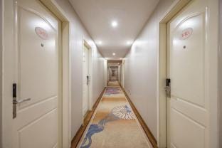 Pebble Motel Hotel in Nanjing