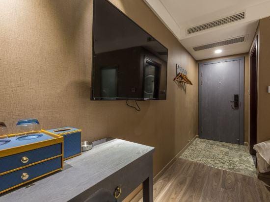 Kending ·Guanmei Hotel (Nanjing Xinjekou Financial Center Central Mall) Hotel in Nanjing